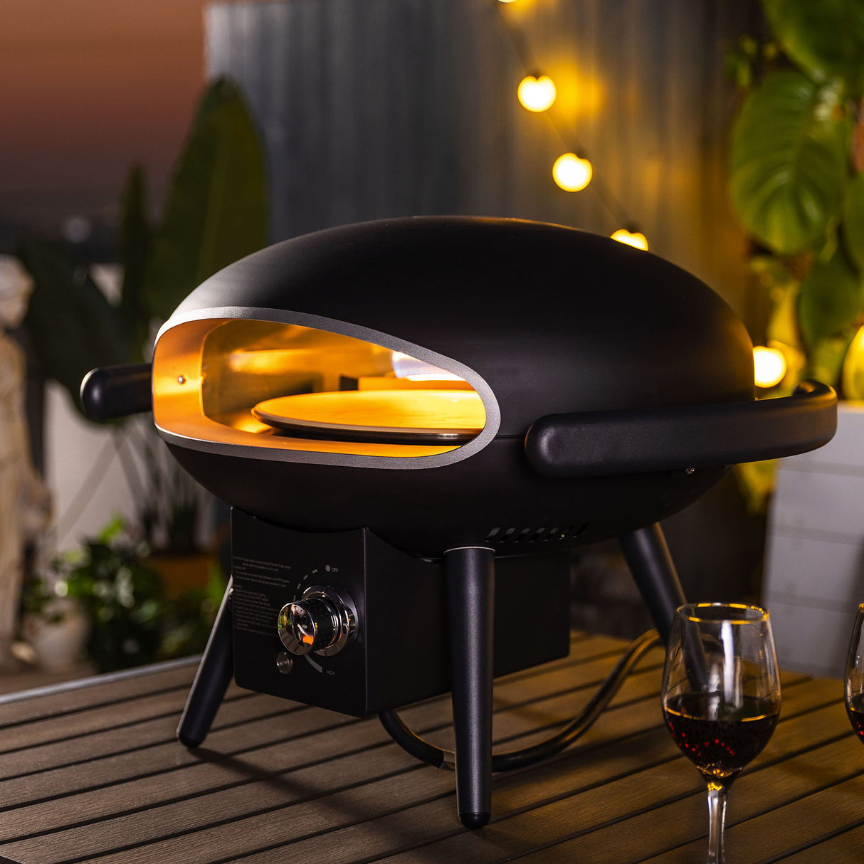 Propane Outdoor Pizza Oven For up to 12" Pizzas, With Gas Hose  and Regulator - Black